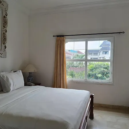 Sari Bunga Hotel - Legian, Walking Distance To Legian Beach