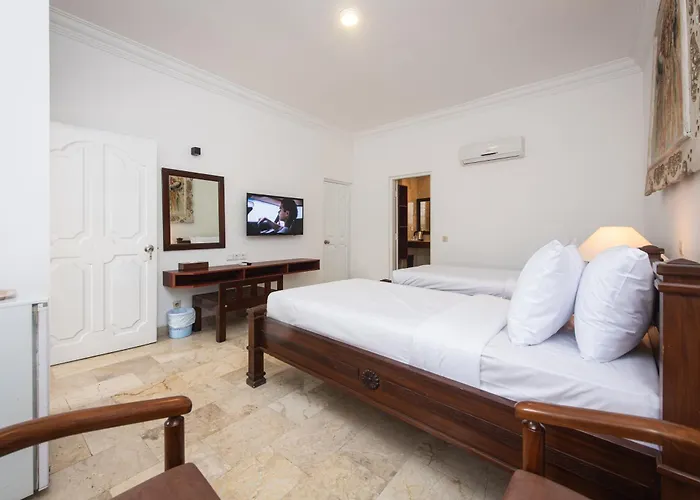 Sari Bunga - Legian, Walking Distance To 3* Legian