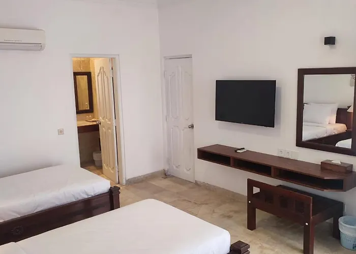 Sari Bunga - Legian, Walking Distance To ホテル