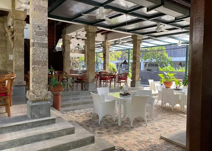 ホテル Sari Bunga - Legian, Walking Distance To