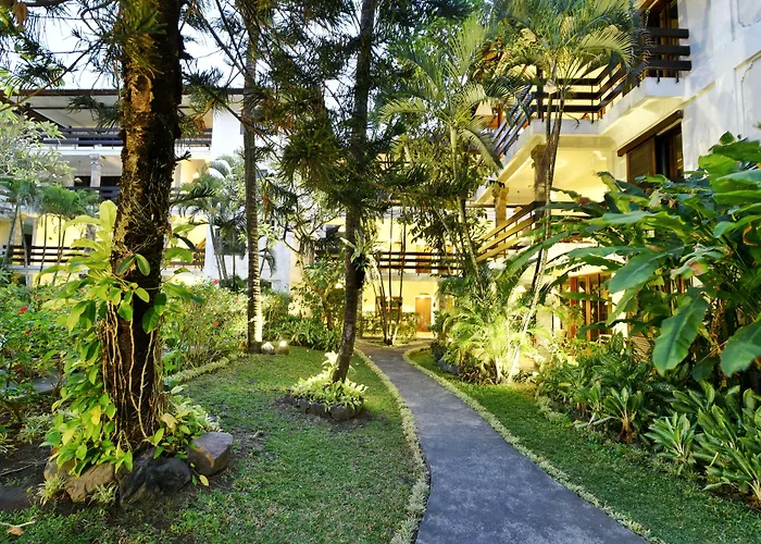 ホテル Sari Bunga - Legian, Walking Distance To