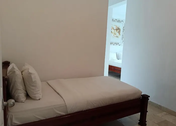 Sari Bunga - Legian, Walking Distance To ホテル 3*