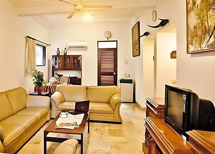 ホテル Sari Bunga - Legian, Walking Distance To 3*